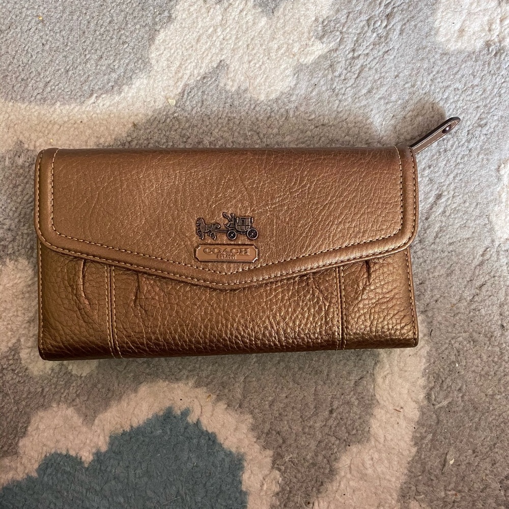 🛑SOLD🛑 New Coach Wallet 🤎
